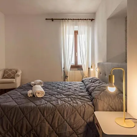 La Casa Del Borgo Con Parcheggio Lejlighed