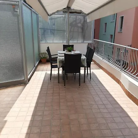 La Casa Del Borgo Con Parcheggio Apartman