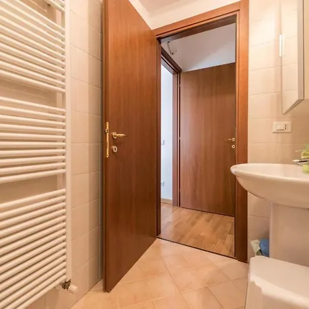 La Casa Del Borgo Con Parcheggio Apartman
