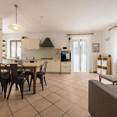 Apartament La Casa Del Borgo Con Parcheggio
